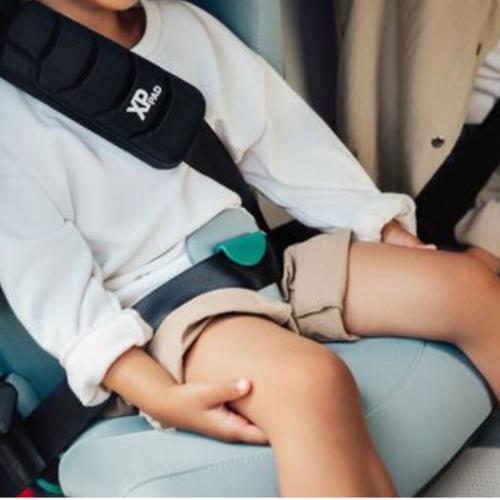 Imagen del SecureGuard en la Britax Römer Kidfix Pro, protección abdominal